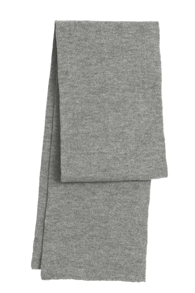 Grey knit scarf