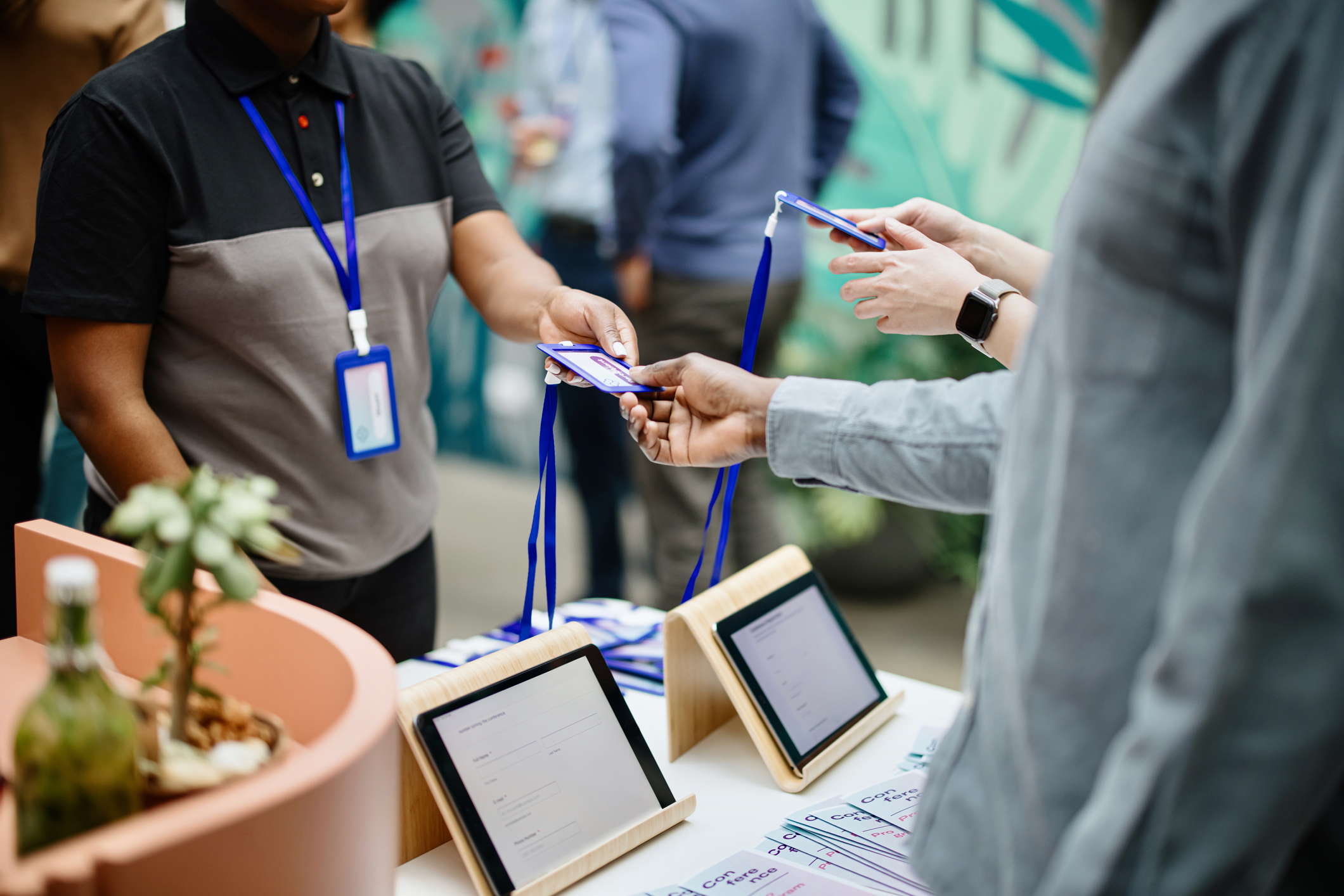 Group checking into trade show