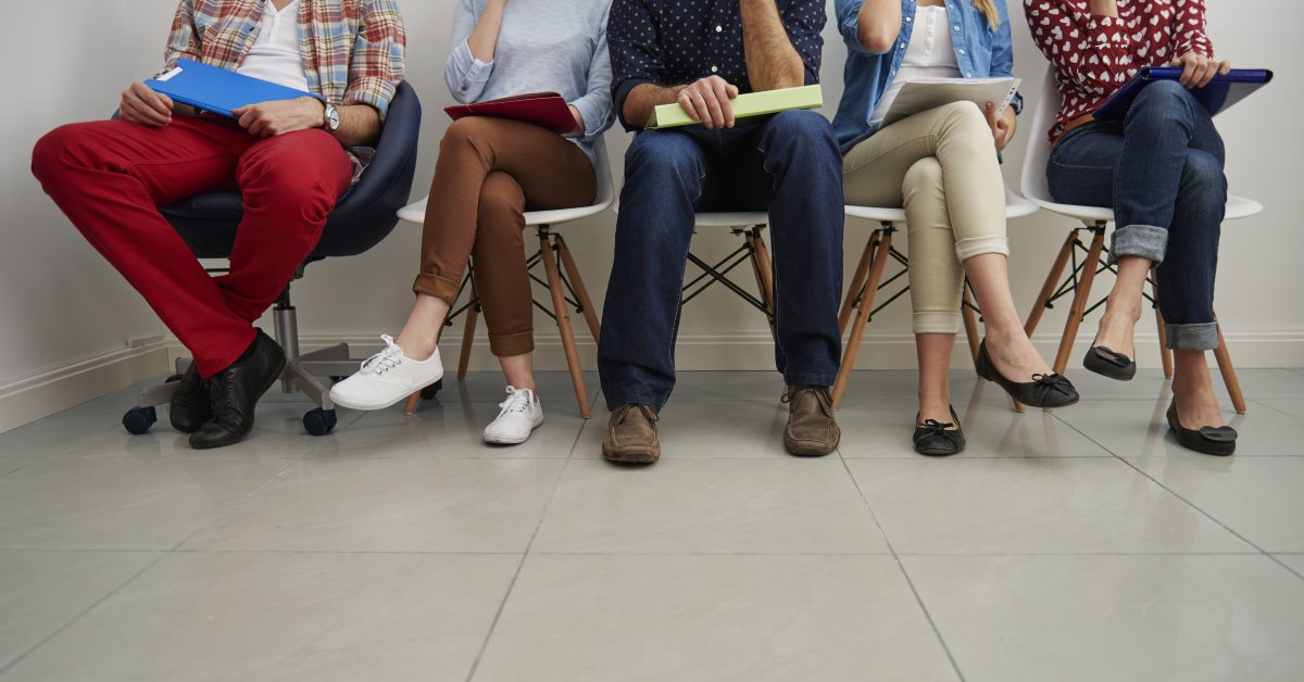 23 Career Fair Giveaway Ideas to Stand Out in 2025