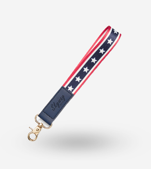 Wrist strap lanyard with American flag print